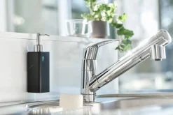 saippua-annostelija Tower musta*Yamazaki Outlet