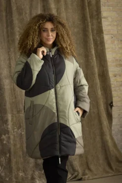 takki Tinley*Zhenzi New